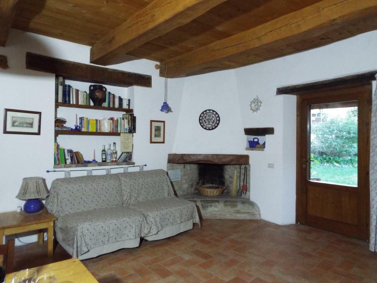 Agriturismo Frallarenza Ficulle Luaran gambar
